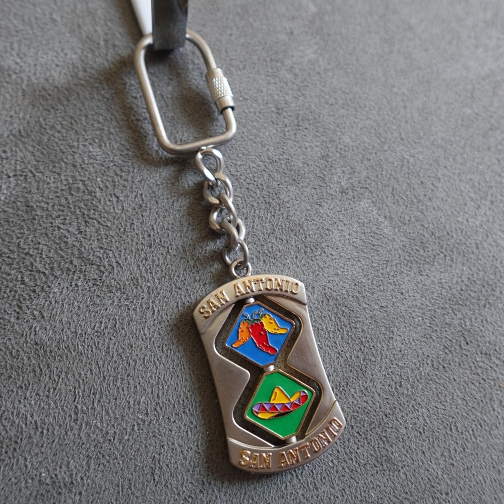 Texas Keychain Enamel Double Spinner Sombrero Pepper Route 66 Destination Travel